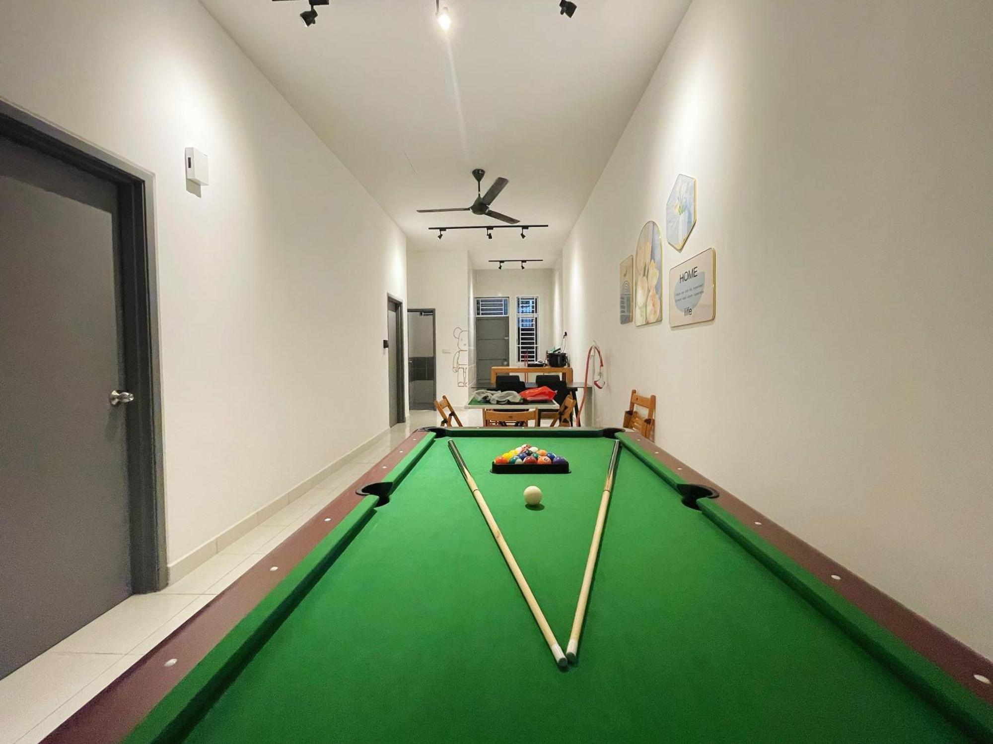 Bandar Putra 16pax Ktv Snooker Bbq /ioi Mall /jpo/aeon/senai Airport *